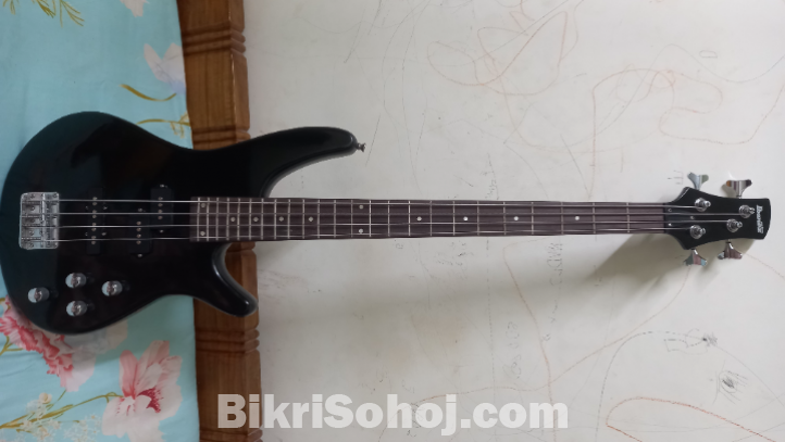 IBANEZ  BASS GUITER